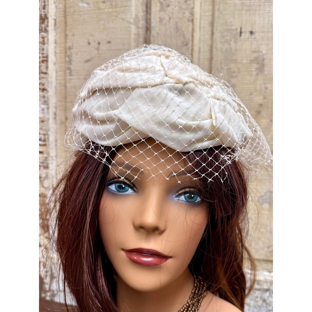 Vintage Ivory Satin Pillbox Hat with Veil Bridal Special Occasion - Picture 3 of 17